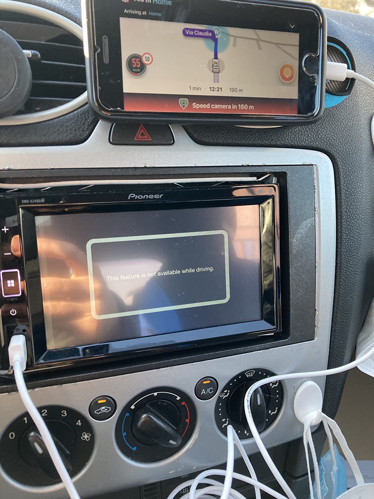 Pioneer DMH-A240DAB DMH Serie 2-DIN Autoradio DAB+ inkl. Antenne