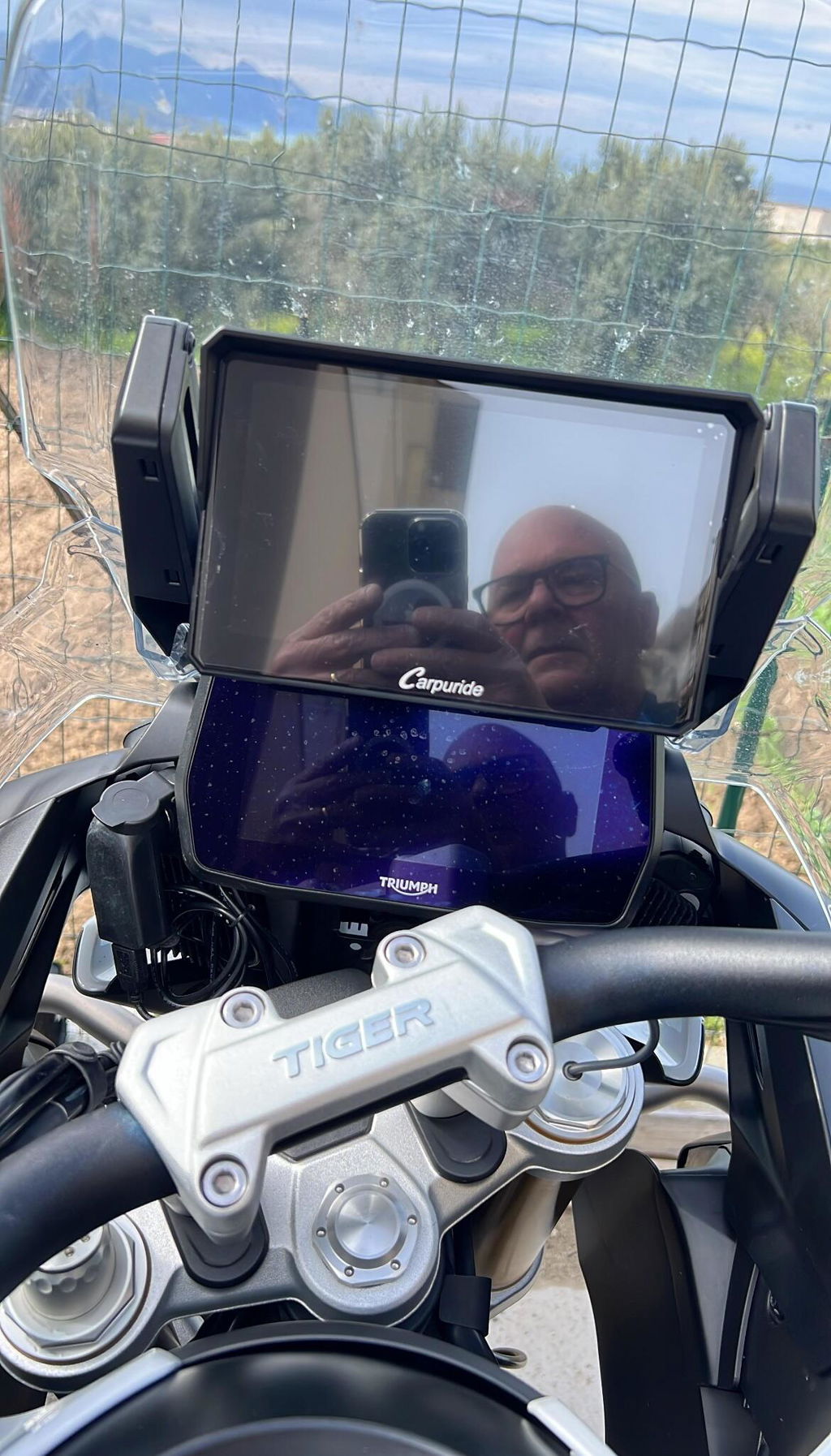 Carpuride Motorcycle Smart Stereo W502 Pro CarPlay-Display wasserdicht