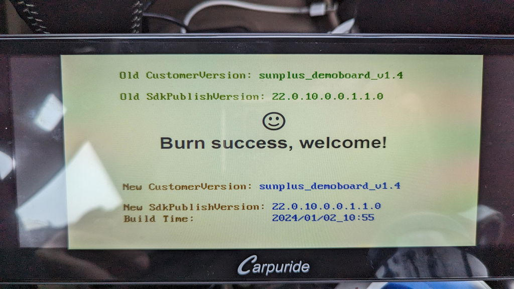 Carpuride W103 Pro CarPlay Display 10,3 Zoll BT