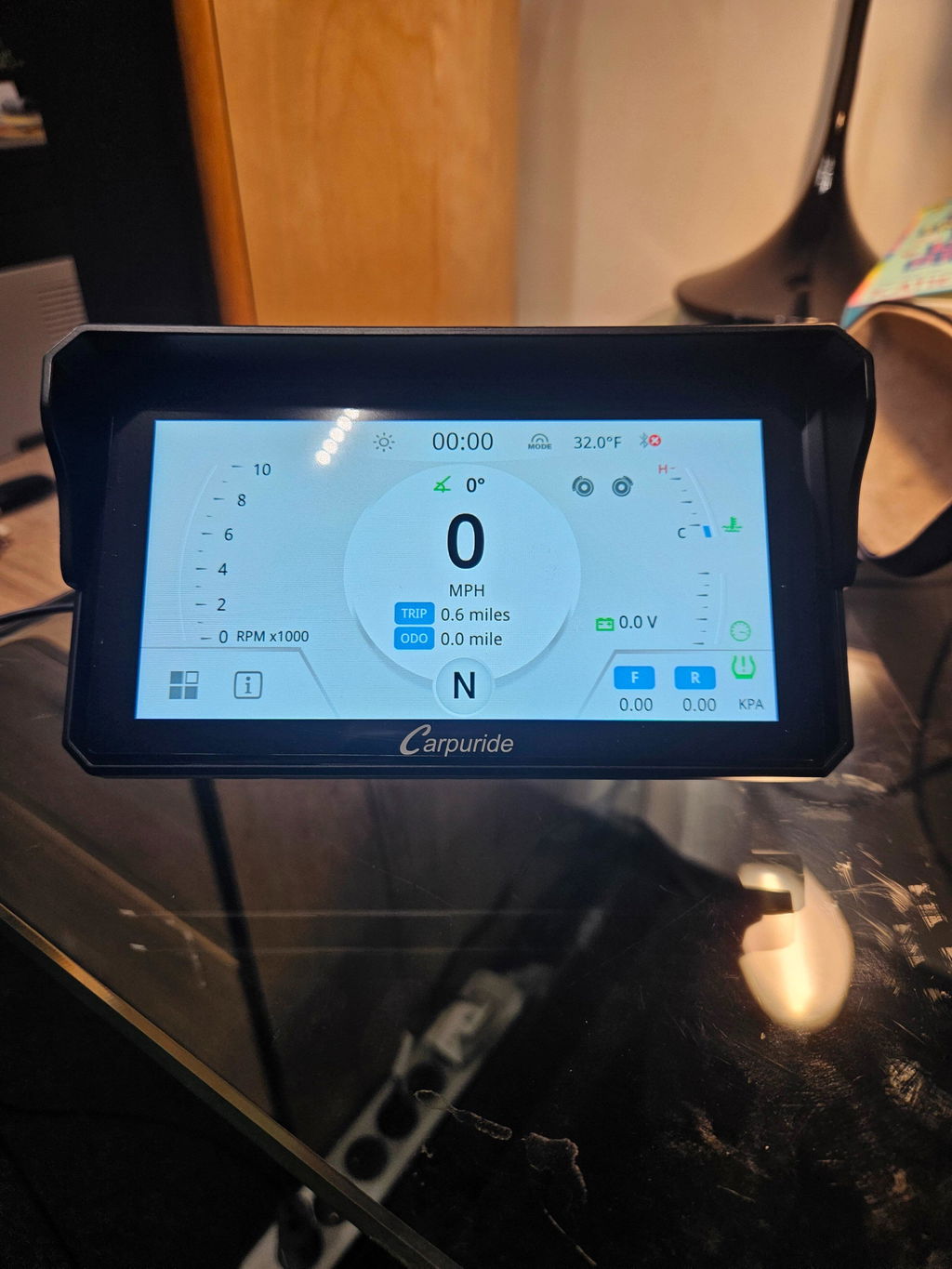 Carpuride W602BS Motorcycle Smart Stereo 6" BMW CarPlay