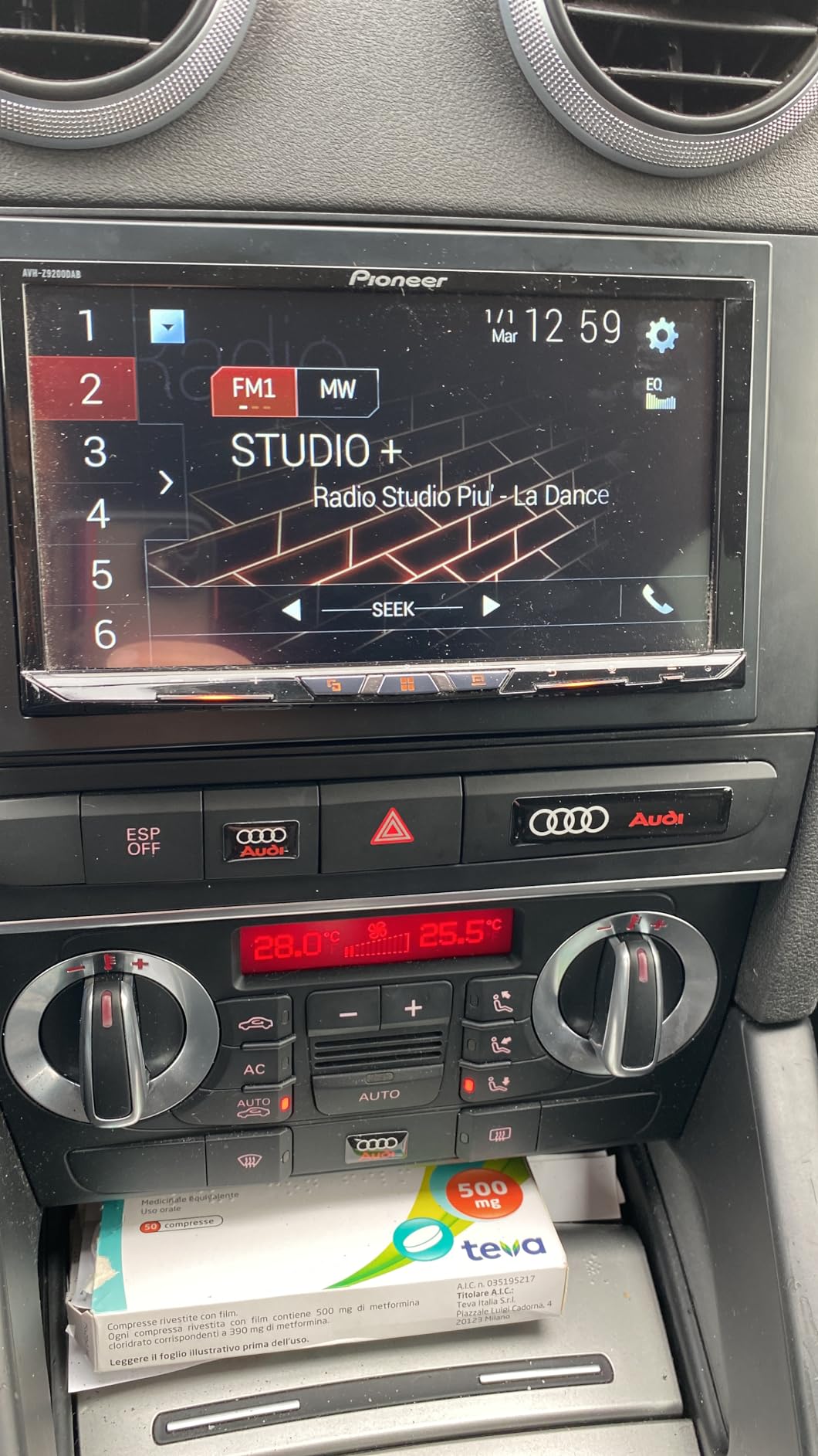 Pioneer AVH-Z9200DAB 2-DIN Autoradio 7 Zoll CarPlay DAB+