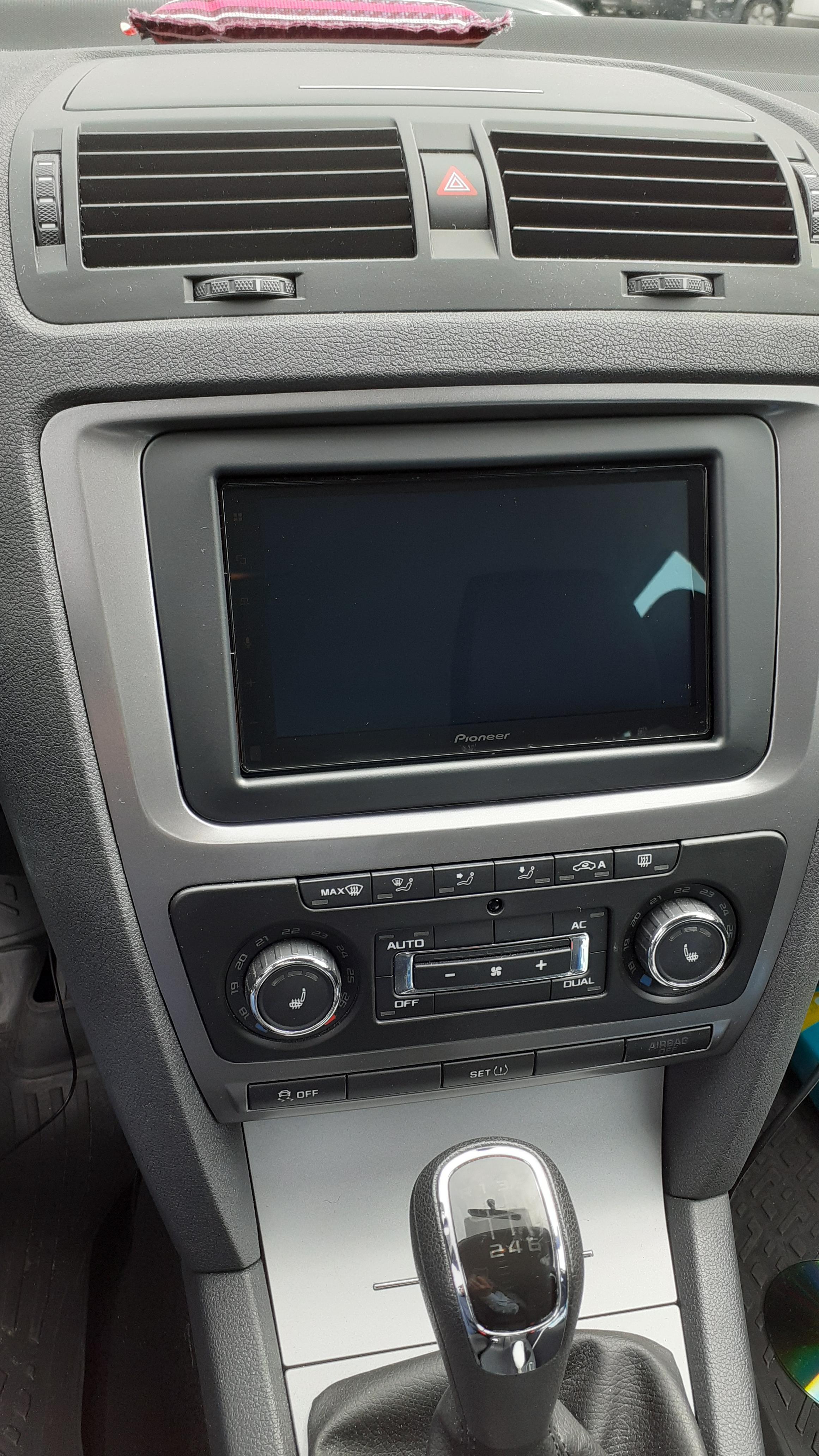 Pioneer SPH-DA250DAB 2-DIN Autoradio CarPlay DAB+ Bluetooth