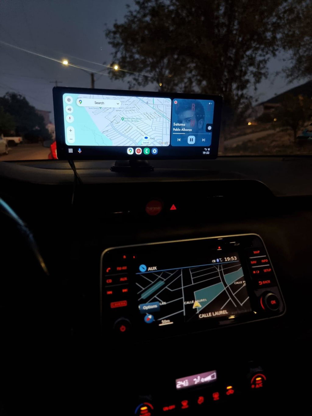 Carpuride W903 CarPlay-Display 9,3 Zoll mit Frontkamera DVR