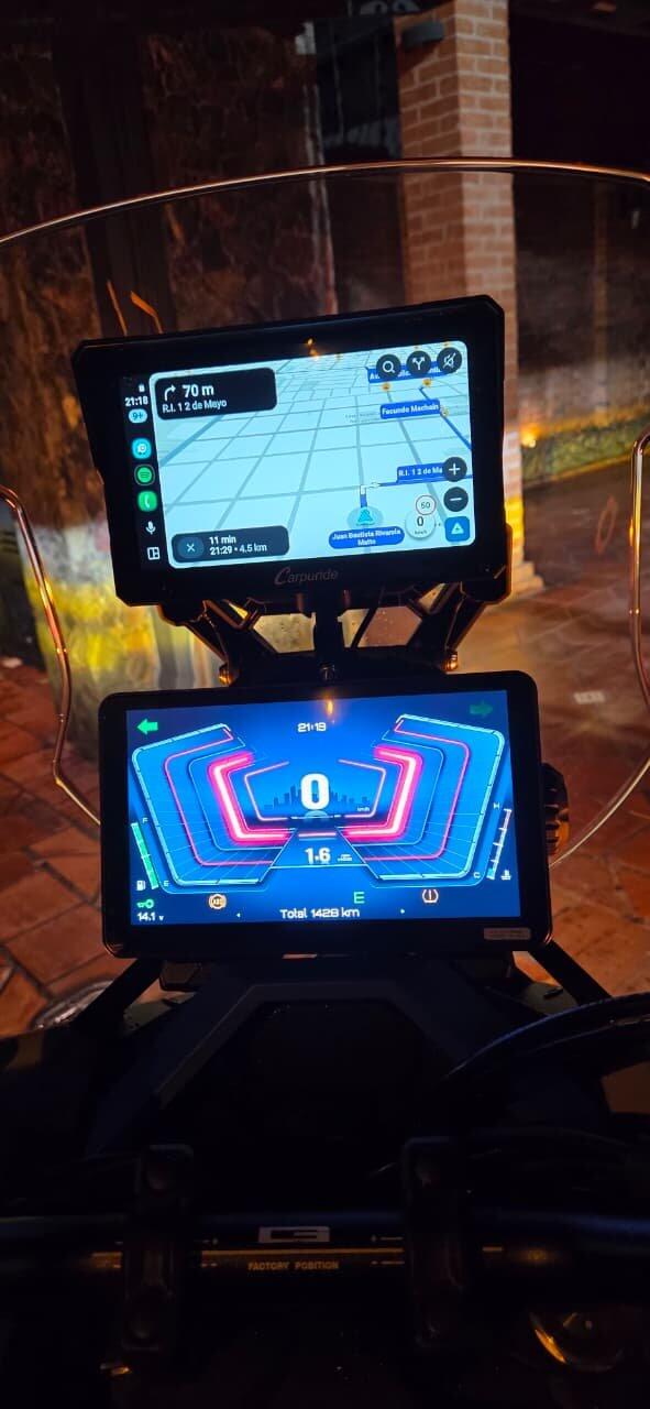 Carpuride W702S Pro Motorrad CarPlay-Display 7 Zoll TPMS