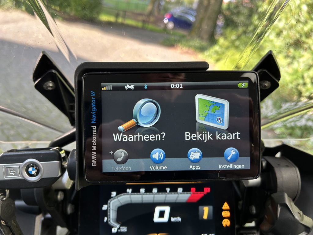 Carpuride W702B Motorrad Display CarPlay BMW Halterung 7 Zoll
