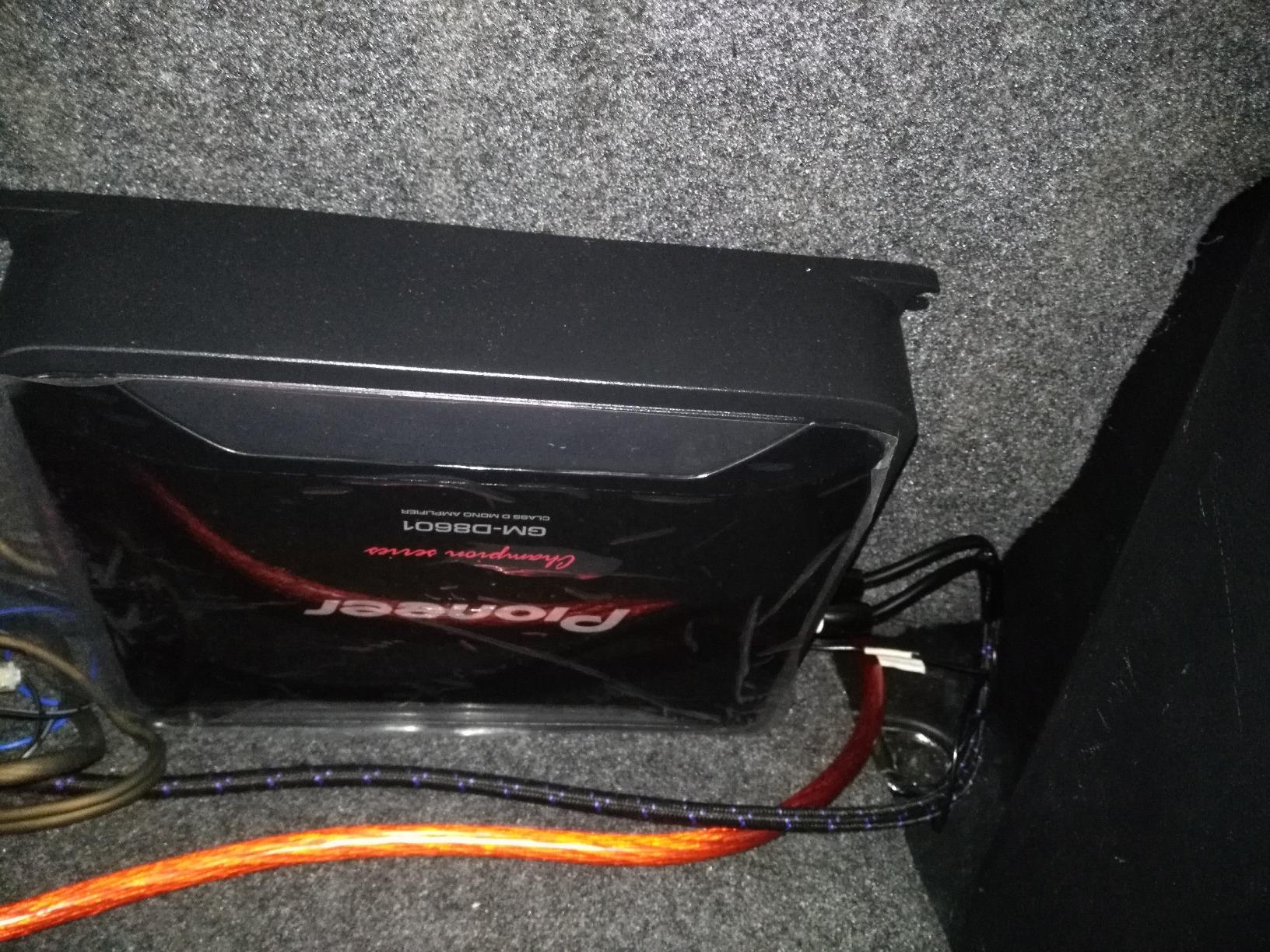 Pioneer GM-D8601 Mono Verstärker Class-D 1600W Bass Boost