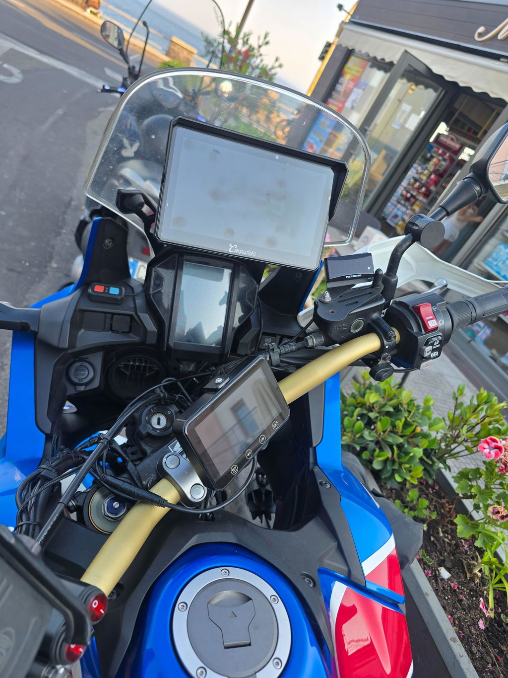 Carpuride Motorcycle Smart Stereo W502 Pro CarPlay-Display wasserdicht