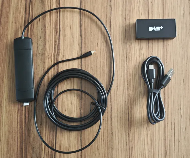 A-Sure USB DAB+ Box mit Antenne für Android Autoradio