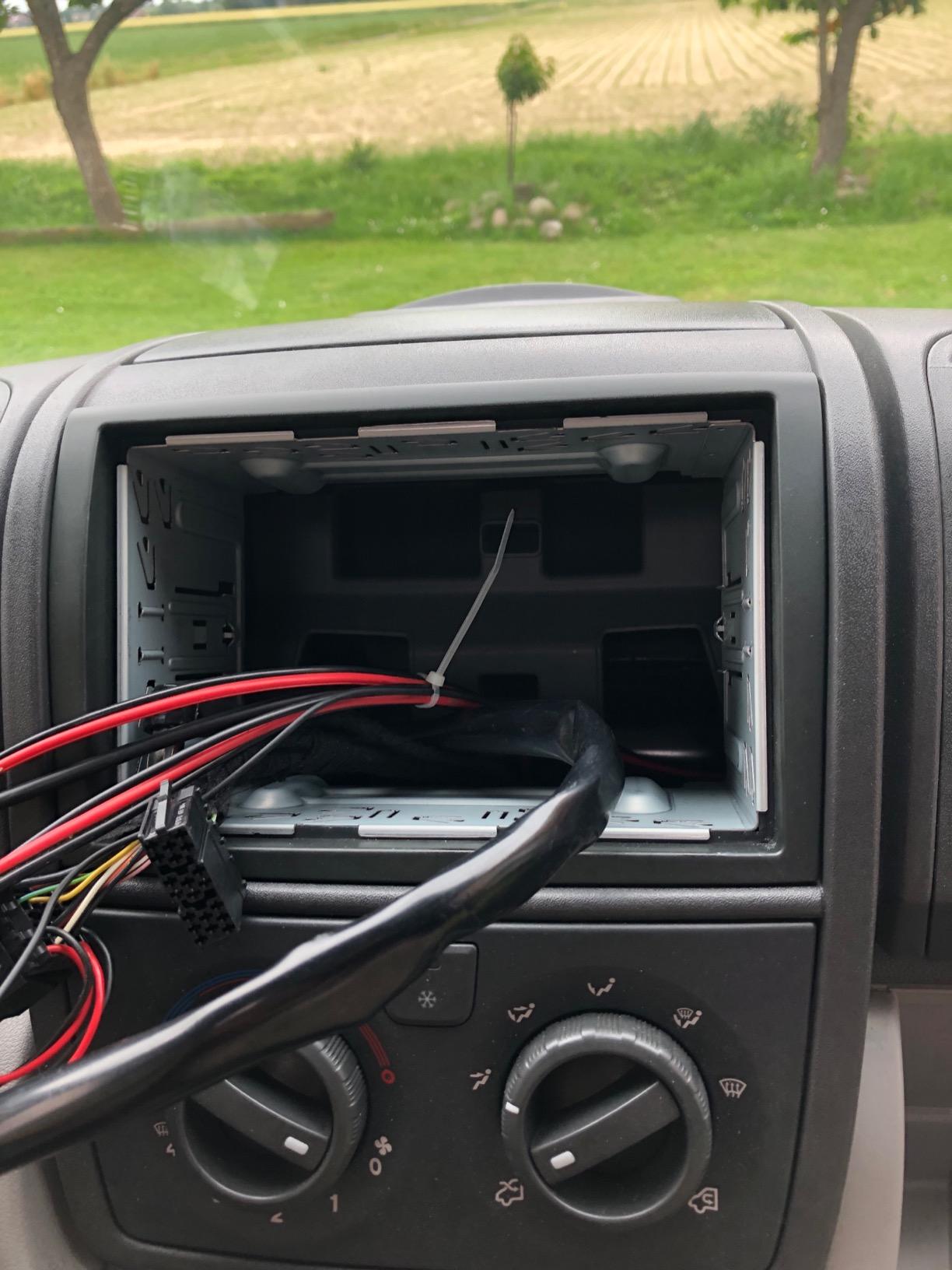 Pioneer AVH-Z3200DAB 2-DIN Autoradio 6,2 Zoll CarPlay DVD