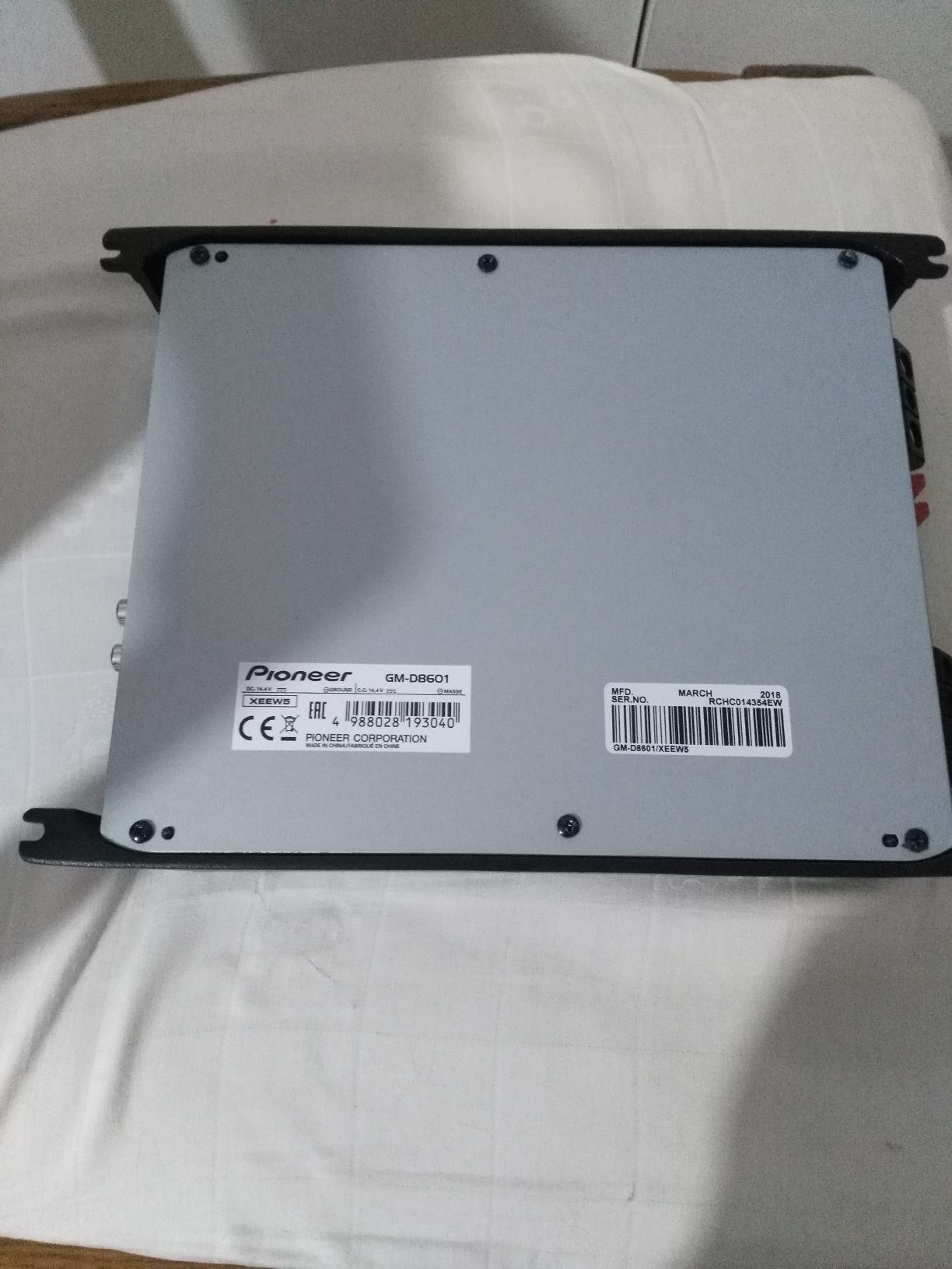 Pioneer GM-D8601 Mono Verstärker Class-D 1600W Bass Boost