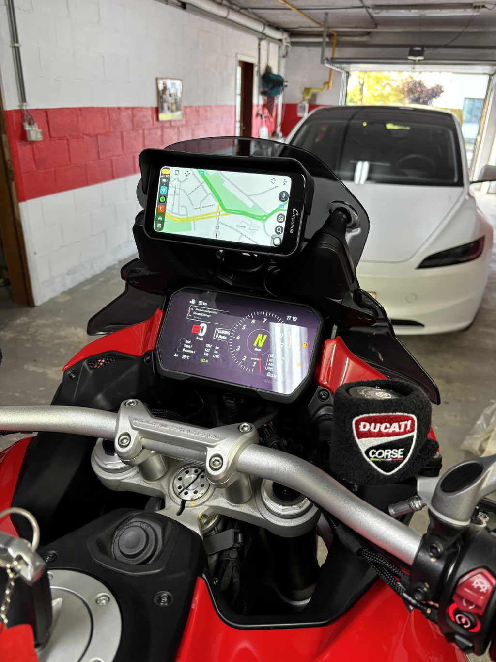 Carpuride W603 Motorrad CarPlay-Display IP67 wasserdicht
