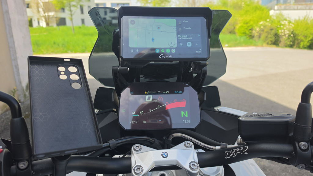 Carpuride W602BS Motorcycle Smart Stereo 6" BMW CarPlay