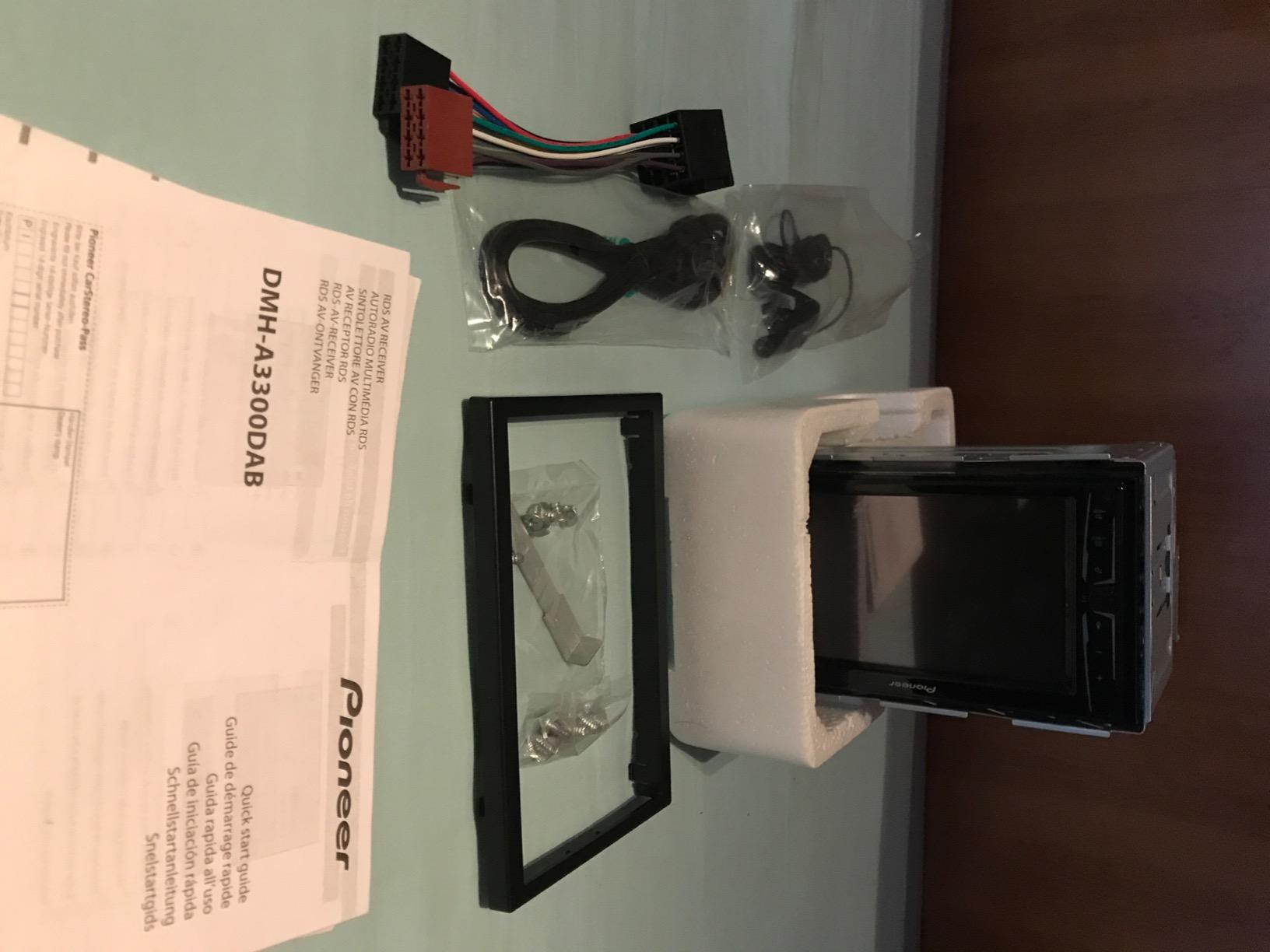 Pioneer DMH-A3300DAB 2-DIN Autoradio 6,2" Single DAB+