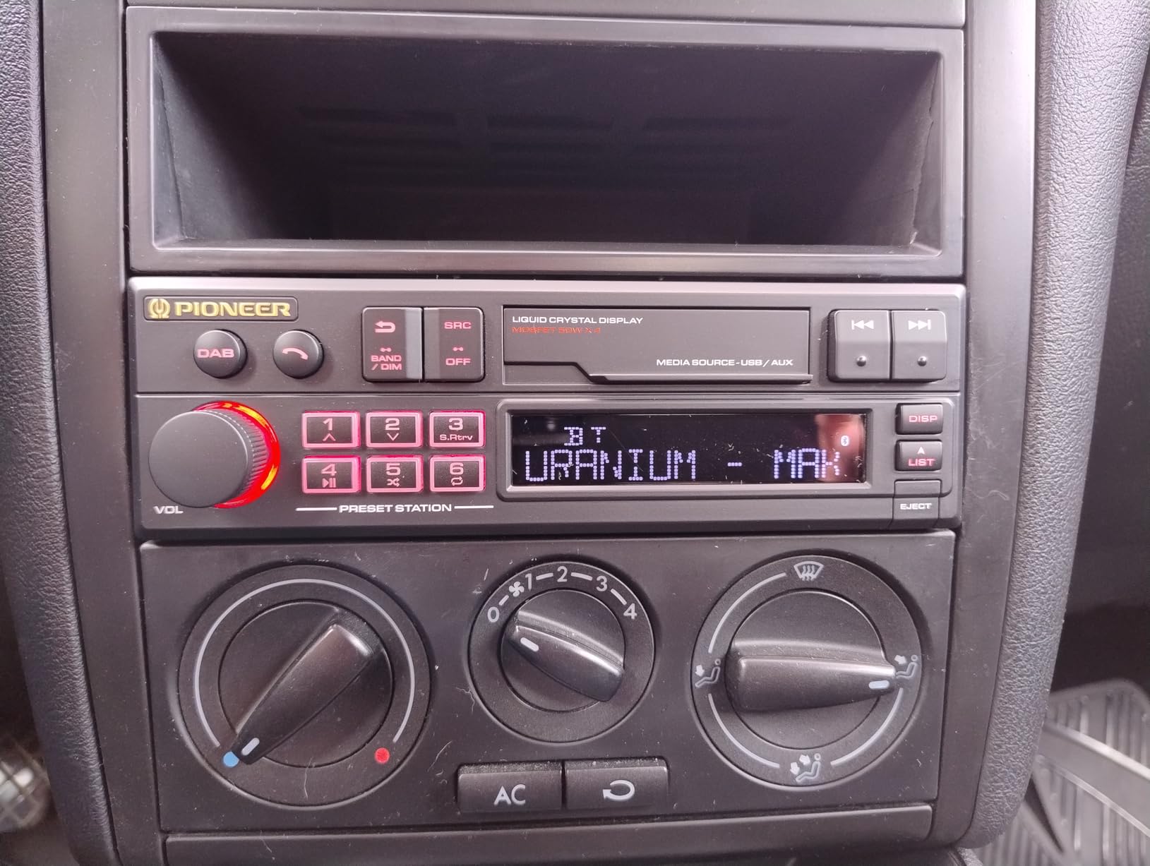 Pioneer SXT-C10PS Autoradio 1-DIN Retro DAB+ Bluetooth
