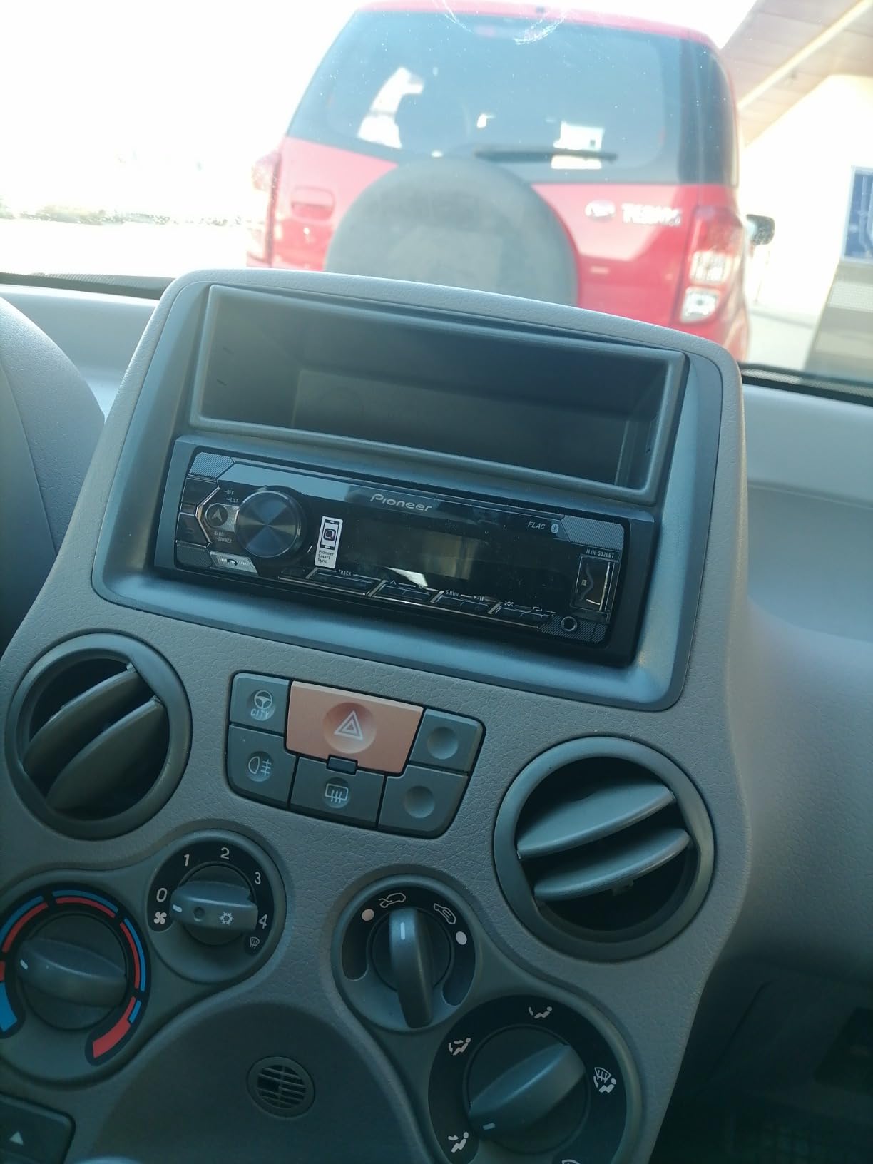 Pioneer MVH-S320BT 1DIN Autoradio Bluetooth iPhone-Steuerung