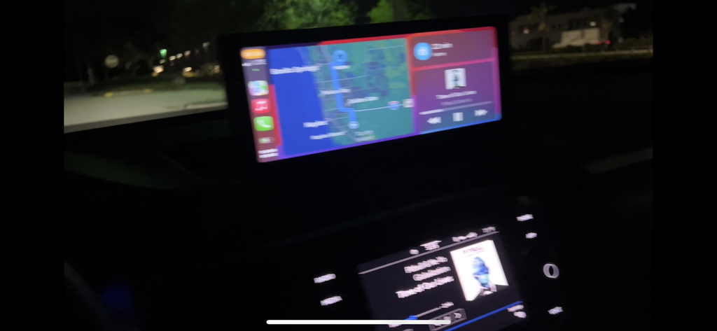 Carpuride W103 CarPlay Display 10,3 Zoll Auto