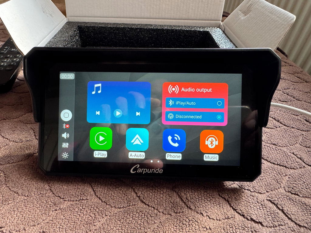 Carpuride W602BS Motorcycle Smart Stereo 6" BMW CarPlay