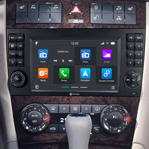 Dynavin 9 Autoradio für Mercedes C-Klasse CarPlay-Display