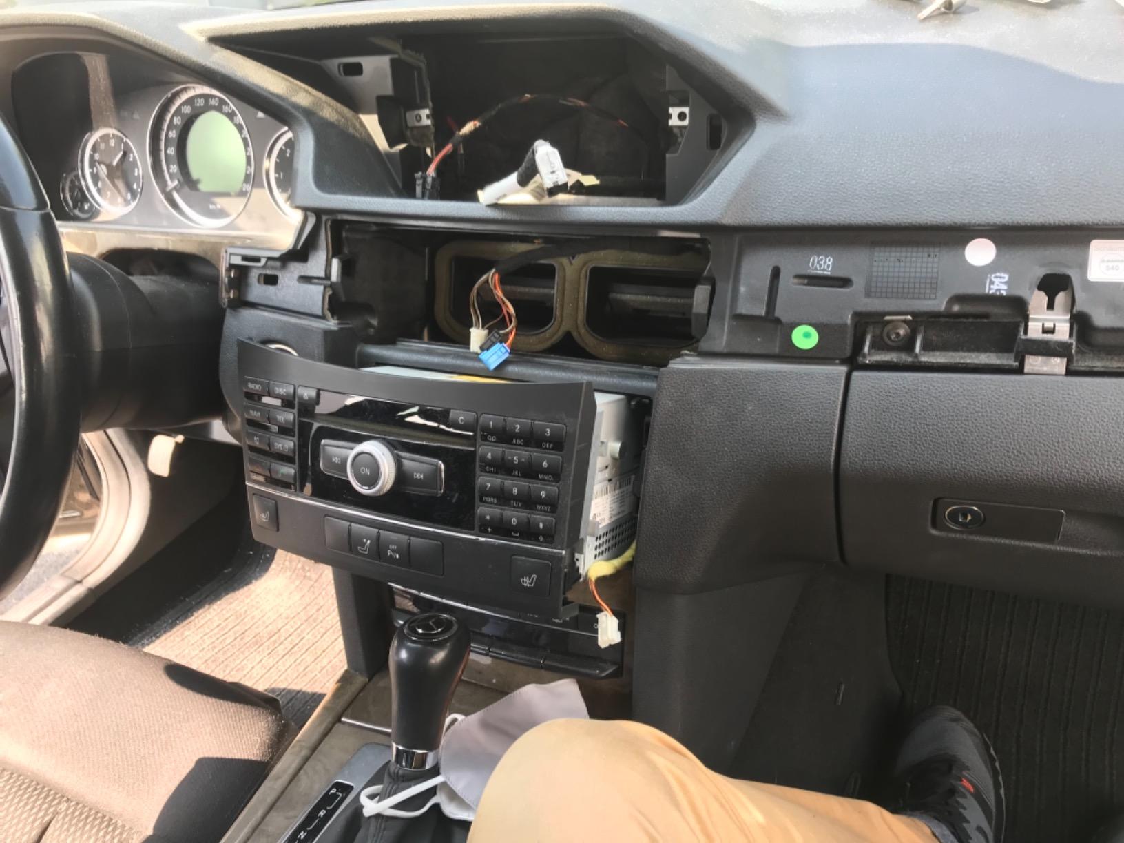 TAFFIO W212 10,25 Zoll Android Navi CarPlay RHD NTG4