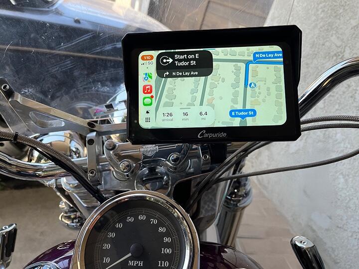 Carpuride 702RS Pro 7 Zoll Motorrad CarPlay-Display mit Radar BSD