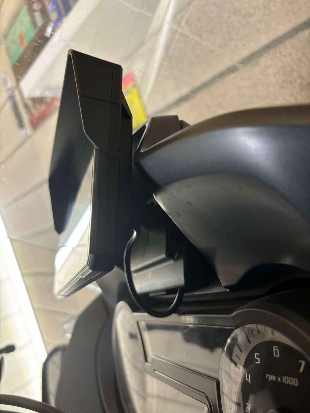 Carpuride W702B Motorrad Display CarPlay BMW Halterung 7 Zoll
