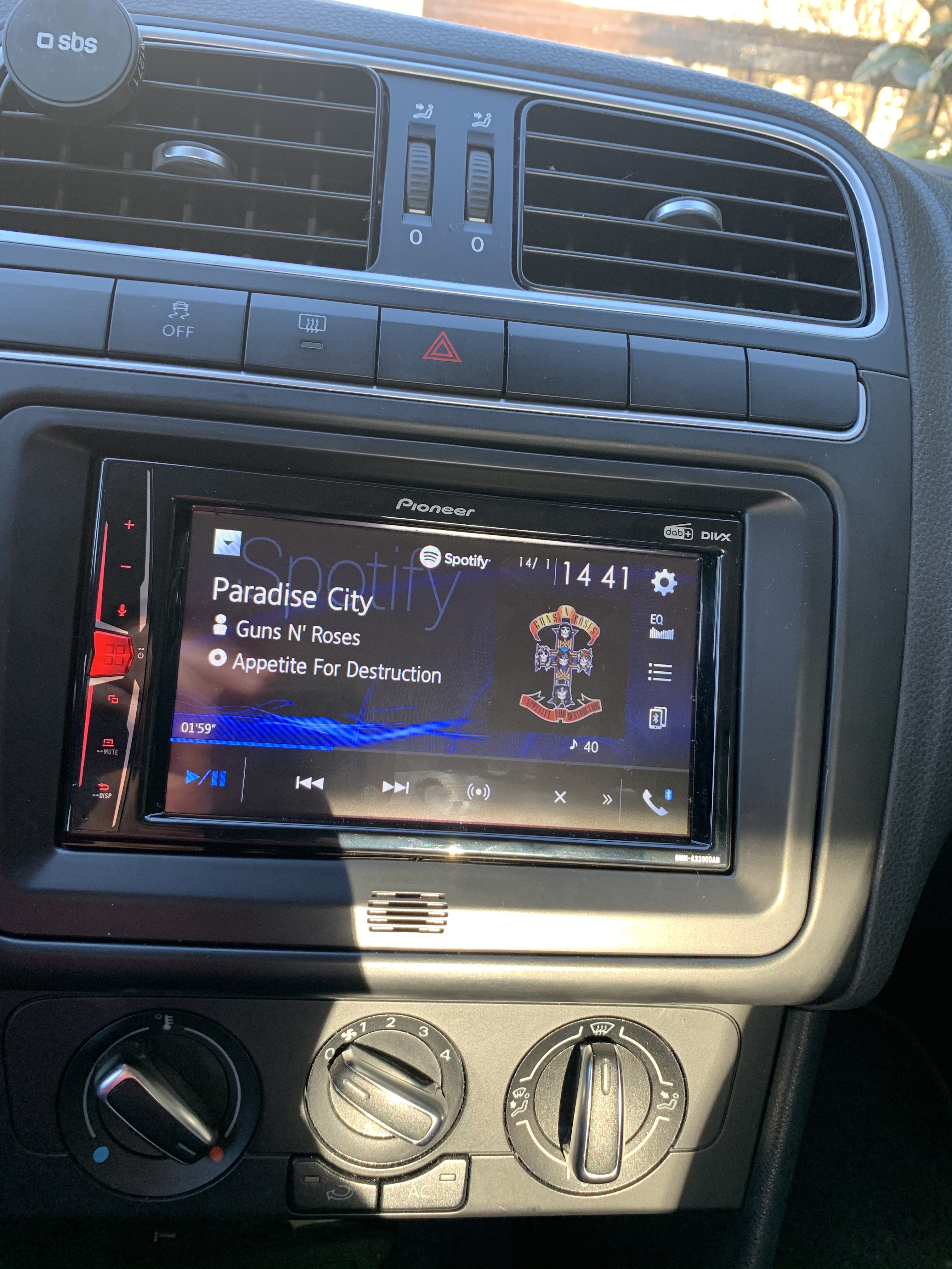 Pioneer DMH-A3300DAB 2-DIN Autoradio 6,2" Single DAB+