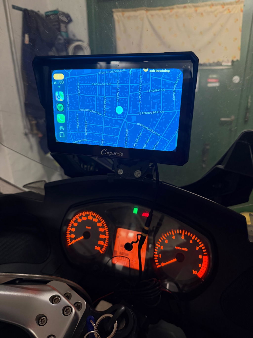 Carpuride W702 Motorrad Display CarPlay IP67 Dual Bluetooth